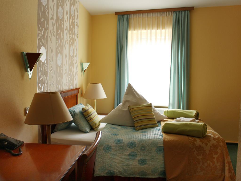 Parkhotel Sonne โชเนา อิม ชวาร์สวาล์ด ภายนอก รูปภาพ