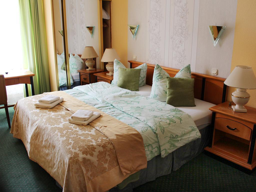 Parkhotel Sonne โชเนา อิม ชวาร์สวาล์ด ภายนอก รูปภาพ